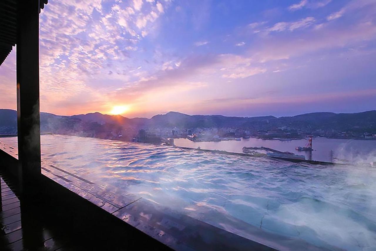 Ooedo-Onsen Monogatari Nagasaki Hotel Seifu Bagian luar foto