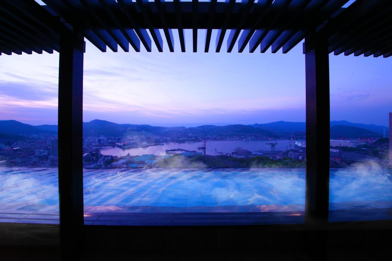 Ooedo-Onsen Monogatari Nagasaki Hotel Seifu Bagian luar foto